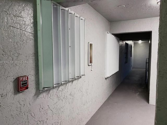 2775 W 52nd St 206, Hialeah, FL 33016