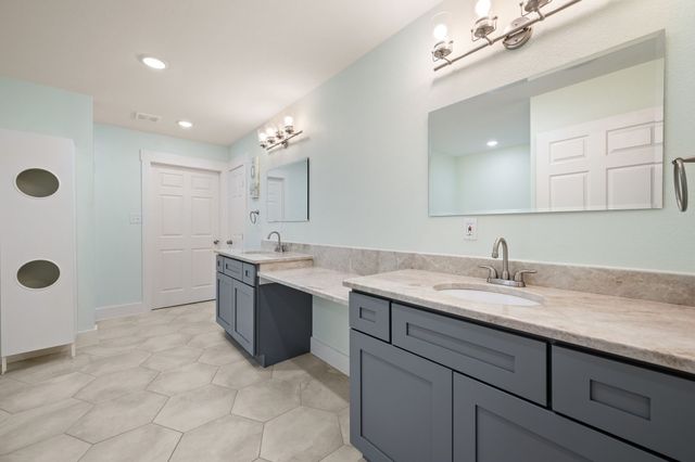 7384 Rector Road, Sanger, TX 76266