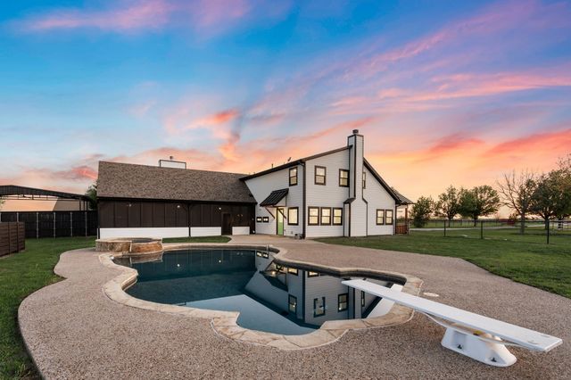 7384 Rector Road, Sanger, TX 76266