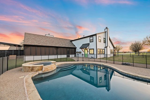 7384 Rector Road, Sanger, TX 76266