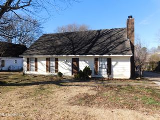 5929 Lees Crossing, Olive Branch, MS 38654