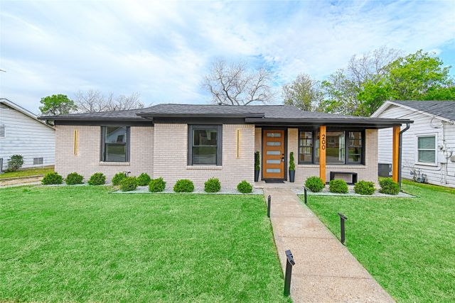 200 Westfork Drive, Fort Worth, TX 76114