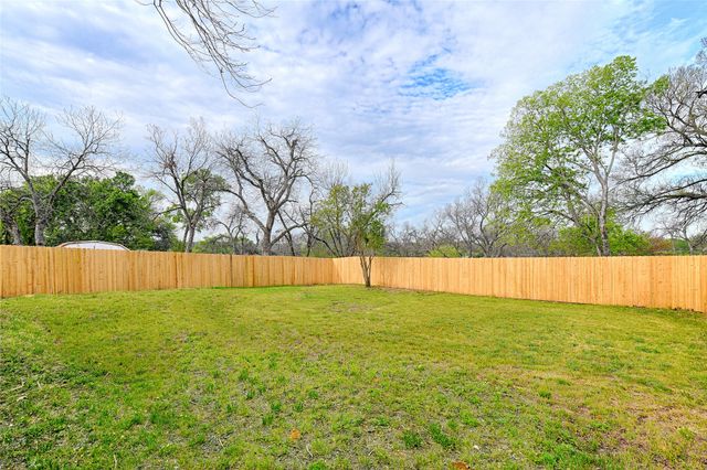 200 Westfork Drive, Fort Worth, TX 76114