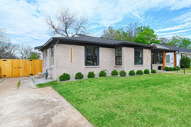 200 Westfork Drive, Fort Worth, TX 76114