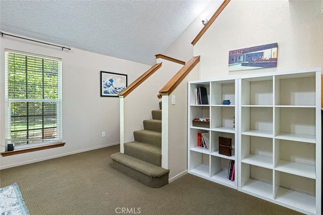 2183 E Fallbrook Avenue, Fresno, CA 93720