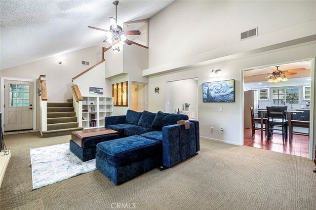 2183 E Fallbrook Avenue, Fresno, CA 93720