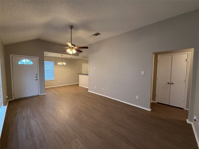 9636 Stonewood Drive, Dallas, TX 75227