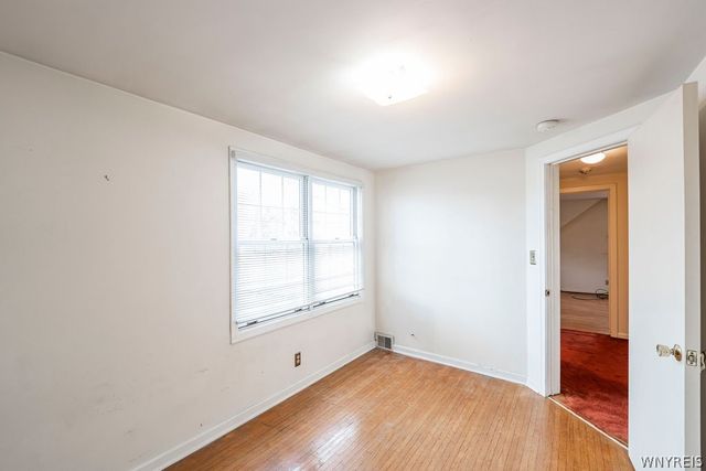 241 Dexter, Tonawanda, NY 14150