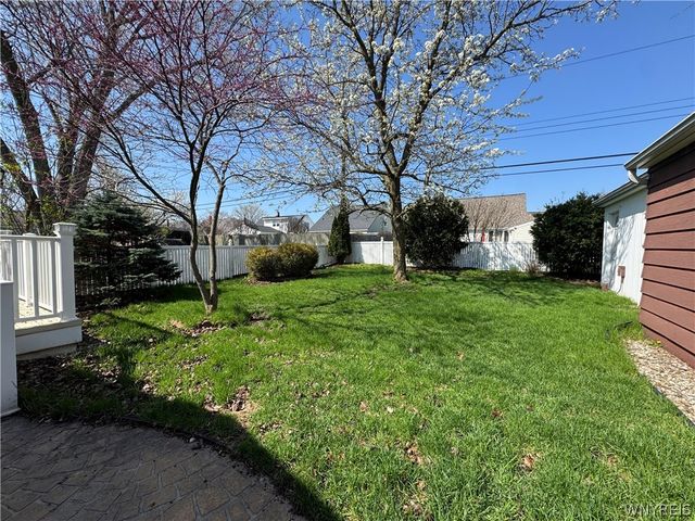 241 Dexter, Tonawanda, NY 14150
