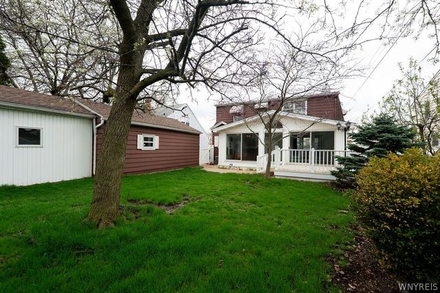 241 Dexter, Tonawanda, NY 14150