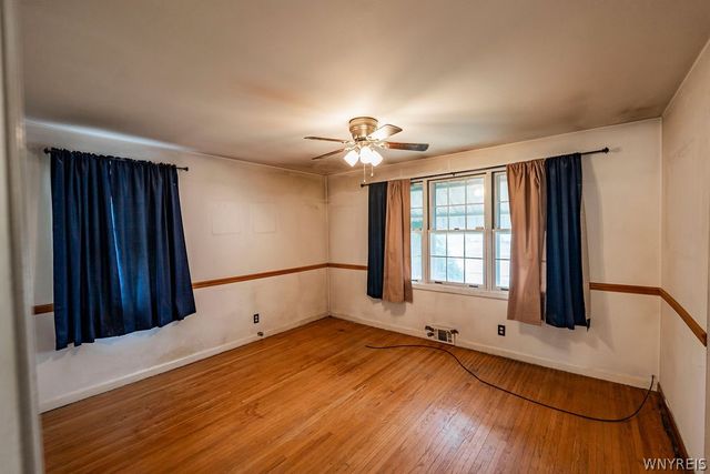 241 Dexter, Tonawanda, NY 14150