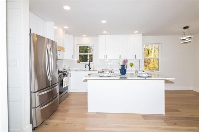 89 McNeal SE Drive, Marietta, GA 30060