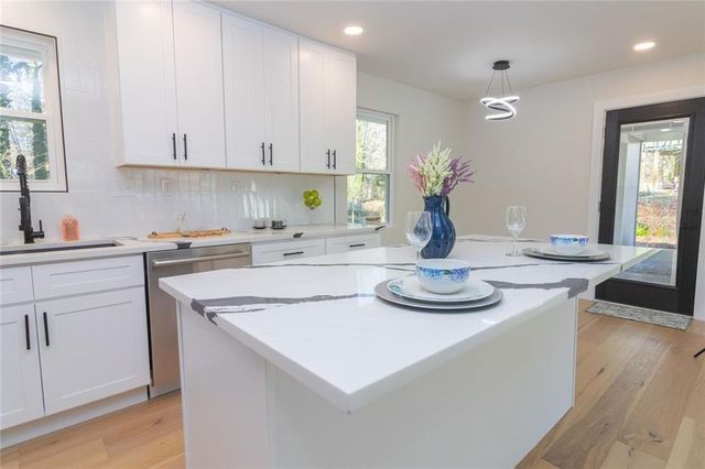 89 McNeal SE Drive, Marietta, GA 30060