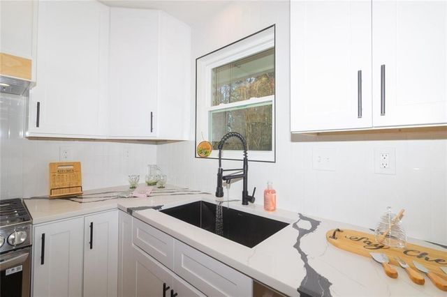 89 McNeal SE Drive, Marietta, GA 30060