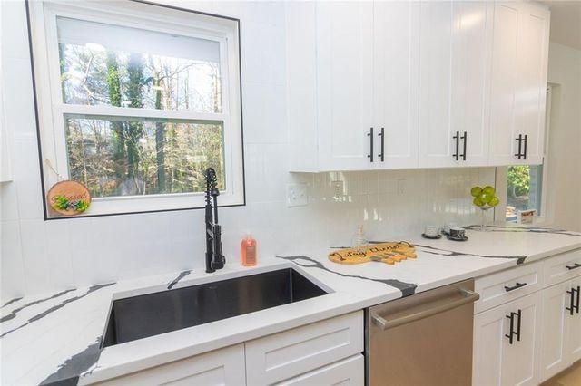 89 McNeal SE Drive, Marietta, GA 30060