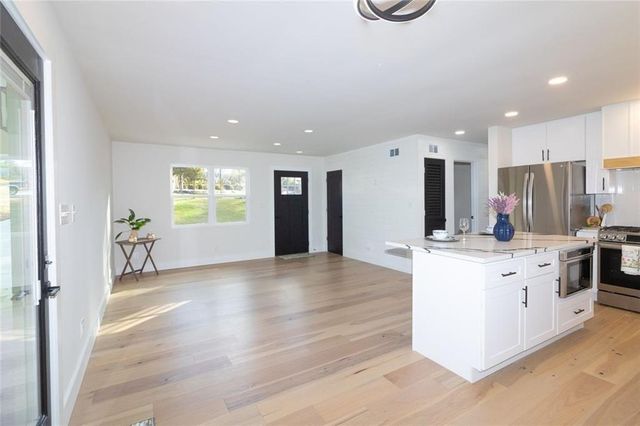 89 McNeal SE Drive, Marietta, GA 30060