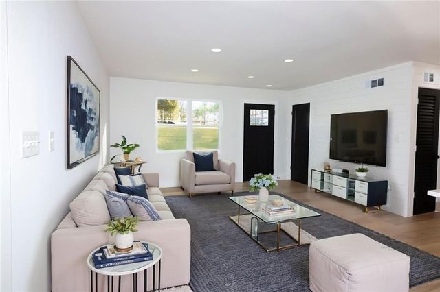 89 McNeal SE Drive, Marietta, GA 30060