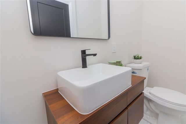 89 McNeal SE Drive, Marietta, GA 30060