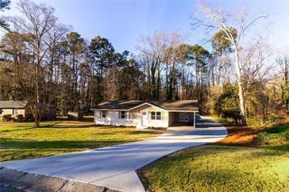 89 McNeal SE Drive, Marietta, GA 30060