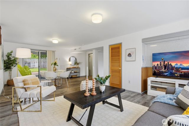 1727 Anacortes Avenue NE, Renton, WA 98059