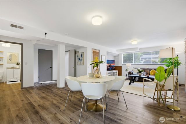 1727 Anacortes Avenue NE, Renton, WA 98059