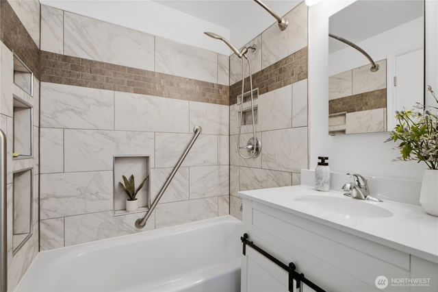 1727 Anacortes Avenue NE, Renton, WA 98059