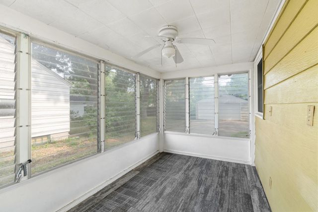 5312 50th Avenue N, Crystal, MN 55429