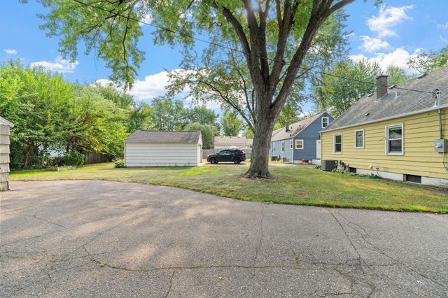 5312 50th Avenue N, Crystal, MN 55429