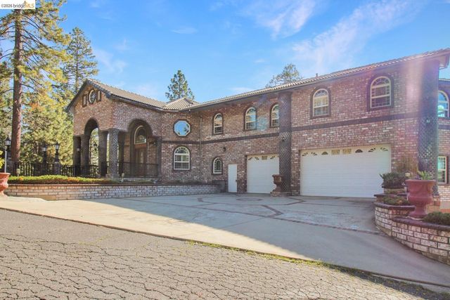 23955 Cedar Hill, Twain Harte, CA 95383