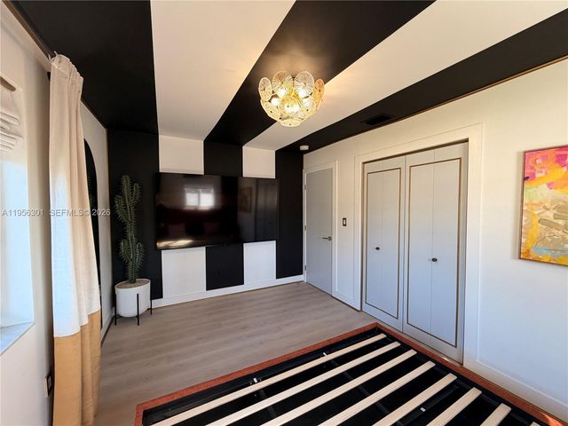 2340 SW 42nd Way, Fort Lauderdale, FL 33317