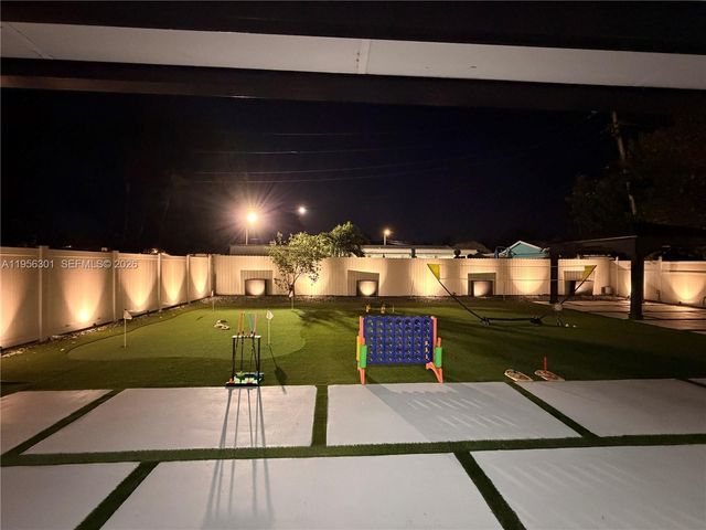 2340 SW 42nd Way, Fort Lauderdale, FL 33317