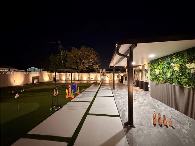 2340 SW 42nd Way, Fort Lauderdale, FL 33317