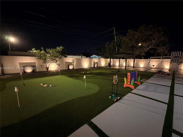 2340 SW 42nd Way, Fort Lauderdale, FL 33317