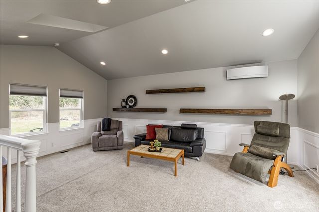 21118 26th Avenue E, Spanaway, WA 98387