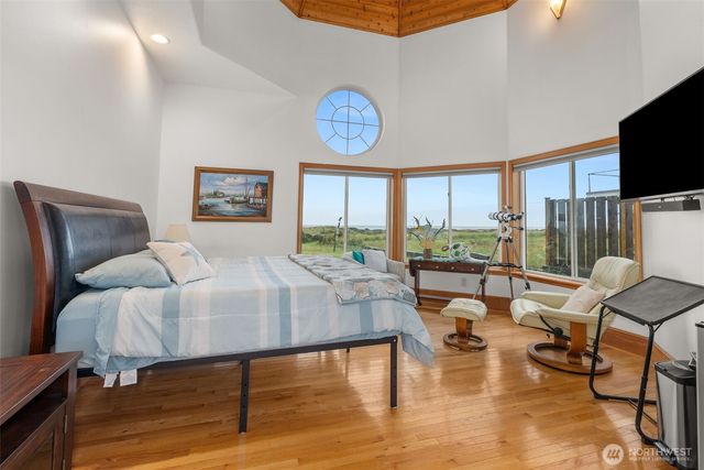 1981 Grey Gull Lane S, Westport, WA 98595