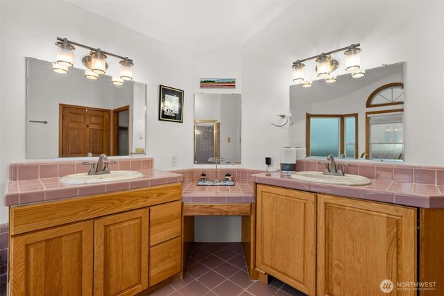 1981 Grey Gull Lane S, Westport, WA 98595