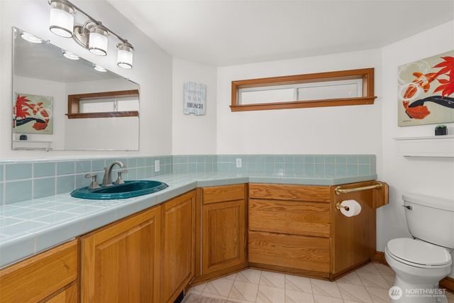 1981 Grey Gull Lane S, Westport, WA 98595