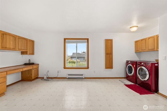 1981 Grey Gull Lane S, Westport, WA 98595