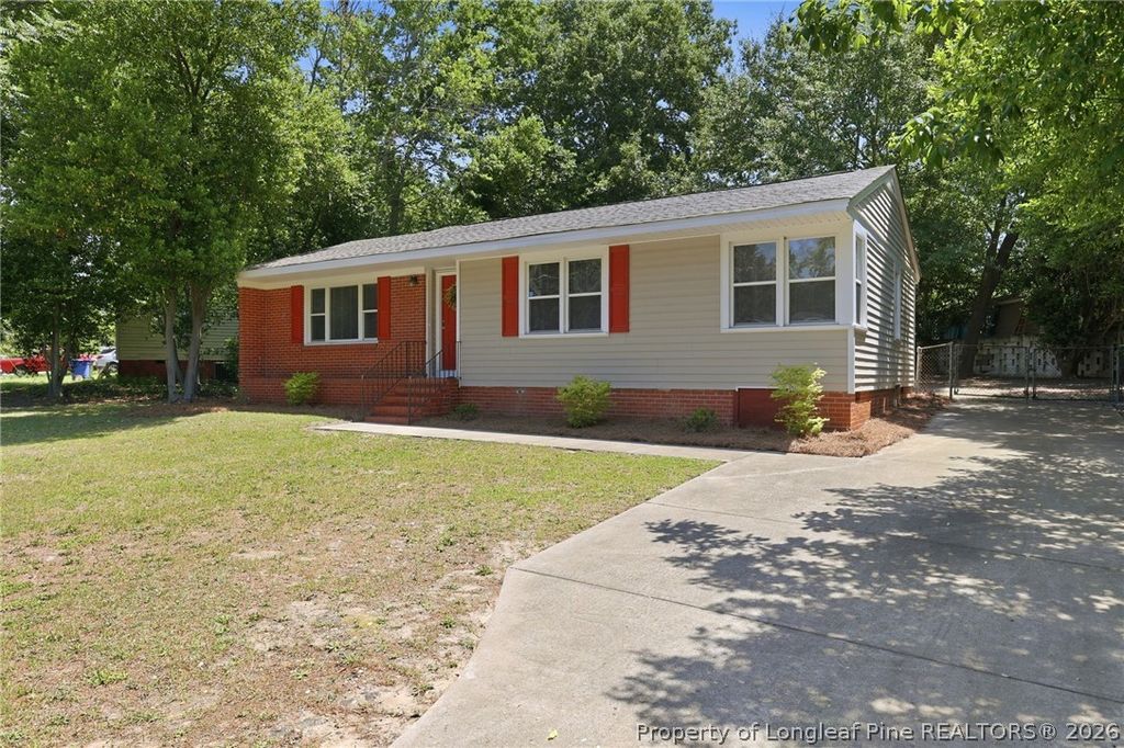 1021 Martindale Drive, Fayetteville, NC 28304 — photo 4