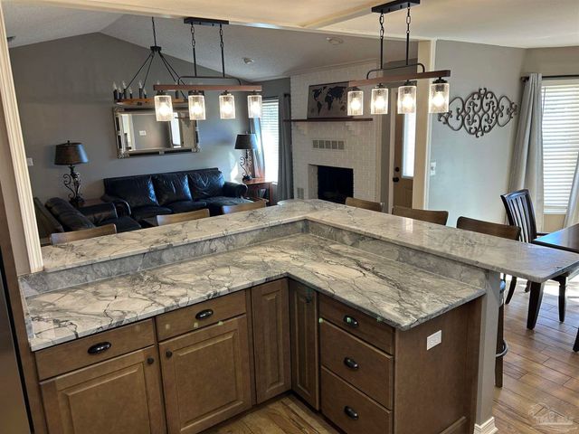 3869 Bay Wind Dr, Gulf Breeze, FL 32563