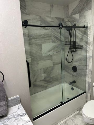 3869 Bay Wind Dr, Gulf Breeze, FL 32563