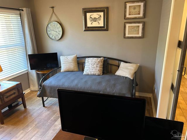 3869 Bay Wind Dr, Gulf Breeze, FL 32563