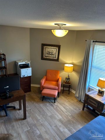 3869 Bay Wind Dr, Gulf Breeze, FL 32563