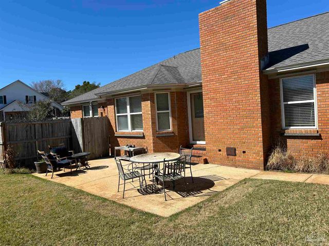 3869 Bay Wind Dr, Gulf Breeze, FL 32563