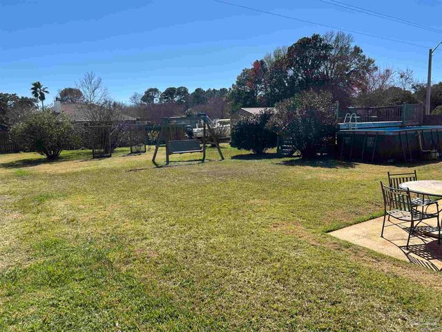 3869 Bay Wind Dr, Gulf Breeze, FL 32563