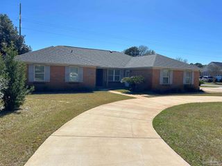 3869 Bay Wind Dr, Gulf Breeze, FL 32563