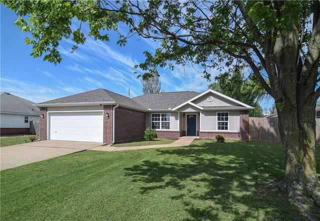 657 Frances Drive, Centerton, AR 72719