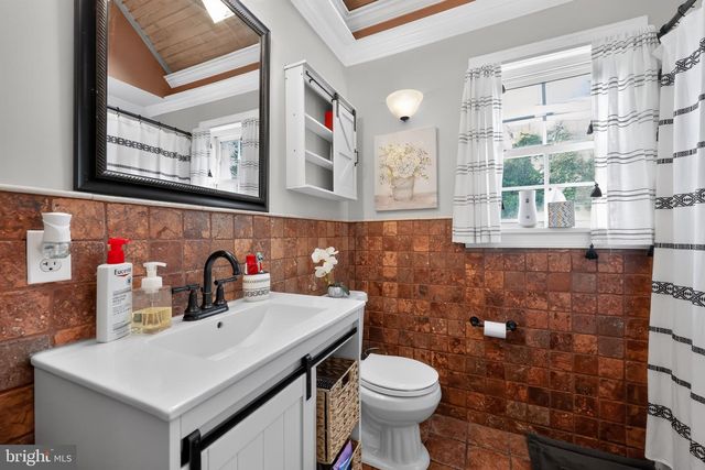 126 E LAFAYETTE AVE, Magnolia, NJ 08049