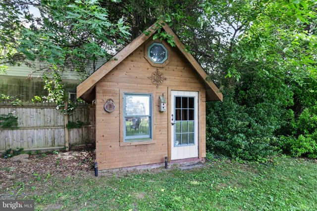 126 E LAFAYETTE AVE, Magnolia, NJ 08049