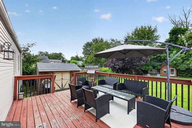 126 E LAFAYETTE AVE, Magnolia, NJ 08049